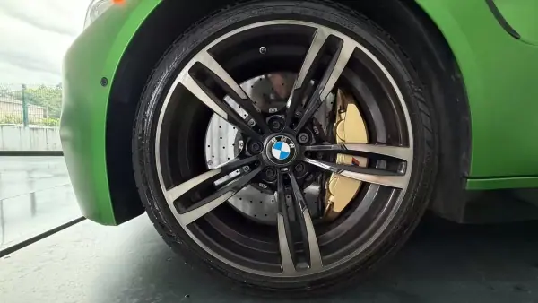 BMW M4 2015 - 59990 EUR, 79537 km - AUTO.MOTO.pt - 79537km - foto 10 de 37