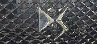 DS DS7 Crossback 2019 - 20990 EUR, 170000 km - AUTO.MOTO.pt - 170000km - foto 7 de 59