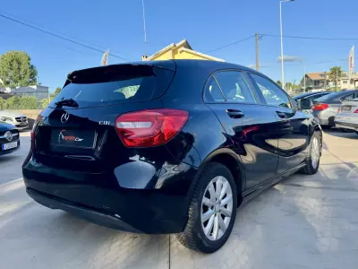 Mercedes-Benz A 180 2013 - 12999 EUR, 140000 km - AUTO.MOTO.pt - 140000km - foto 13 de 16