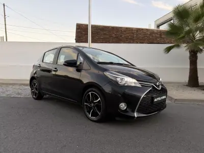 Toyota Yaris 2016 - 11400 EUR, 198746 km - foto 1 de 20