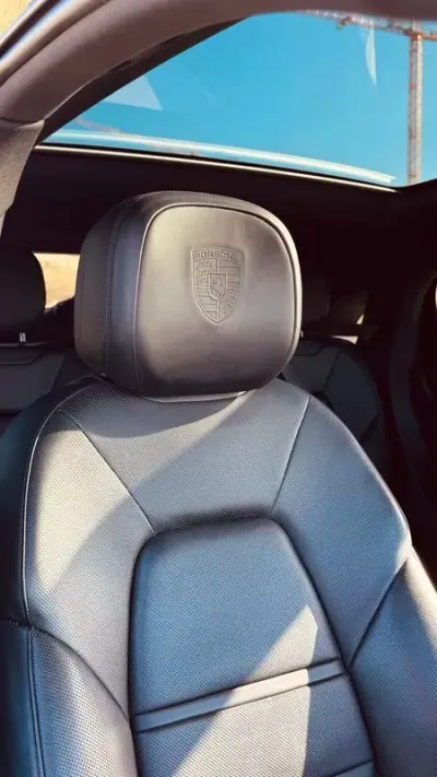 Porsche Cayenne Coupé 2019 - 57500 EUR, 247000 km - AUTO.MOTO.pt - 247000km - foto 15 de 25