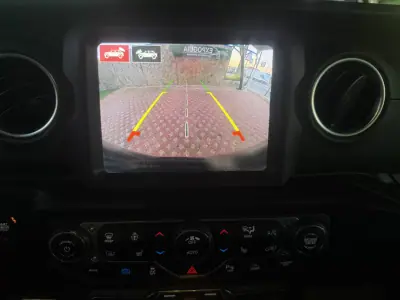 Jeep Wrangler Unlimited 2023 - 78900 EUR, 45271 km - AUTO.MOTO.pt - 45271km - foto 11 de 24