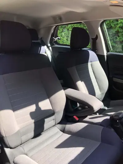 Citroën C4 Cactus 2014 - 9900 EUR, 167000 km - 167000km - foto 20 de 21
