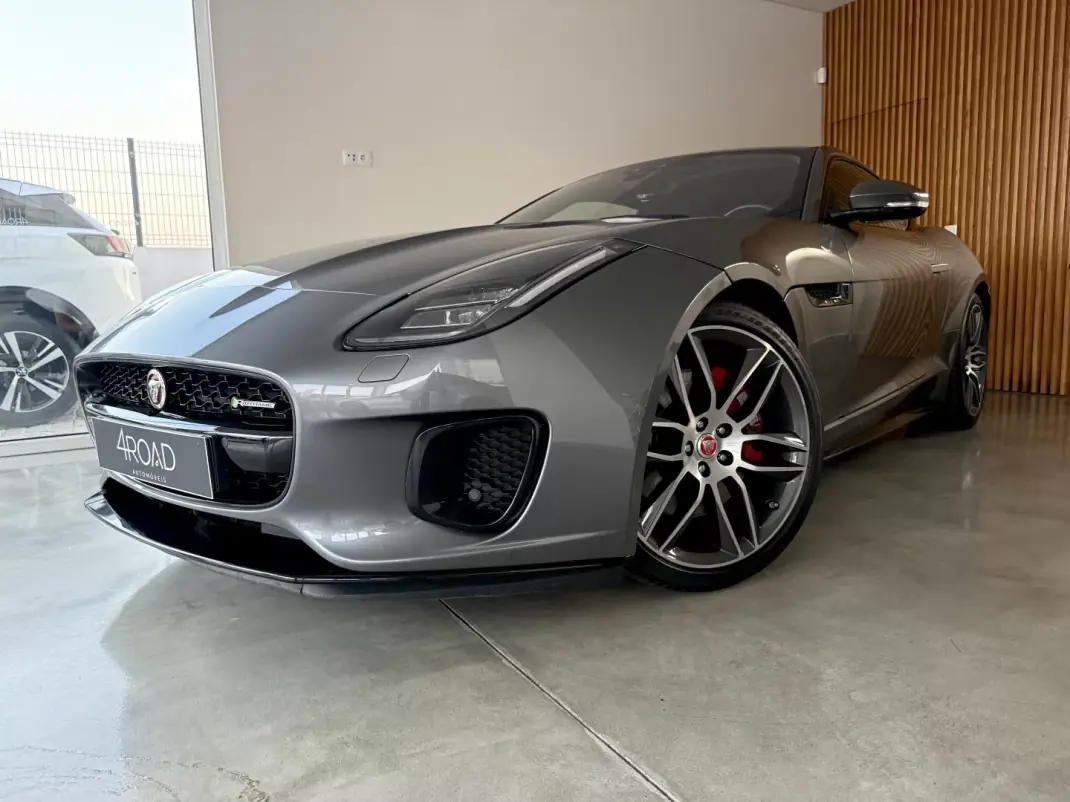 Jaguar F-Type 2018 - 46000 EUR, 64300 km - AUTO.MOTO.pt - 64300km - foto 4 de 135