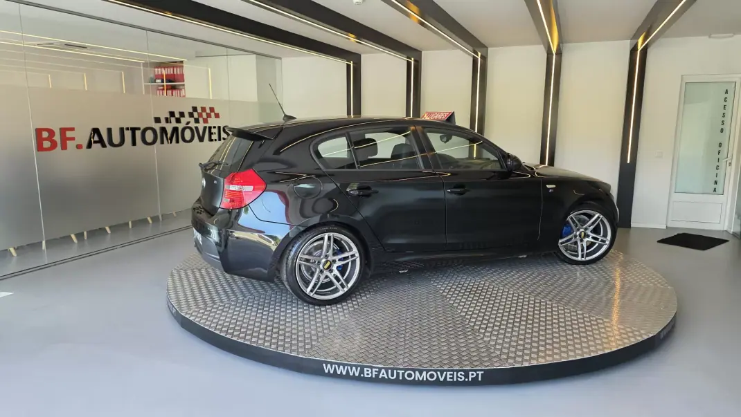 BMW 116 2010 - 6900 EUR, 207907 km - AUTO.MOTO.pt - 207907km - foto 7 de 51