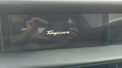 Porsche Taycan 2021 - 54500 EUR, 141090 km - AUTO.MOTO.pt - 141090km - foto 25 de 30