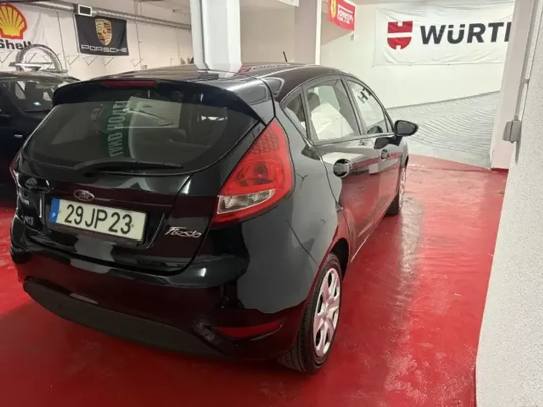Ford Fiesta 2009 - 5500 EUR, 157000 km - 157000km - foto 4 de 30