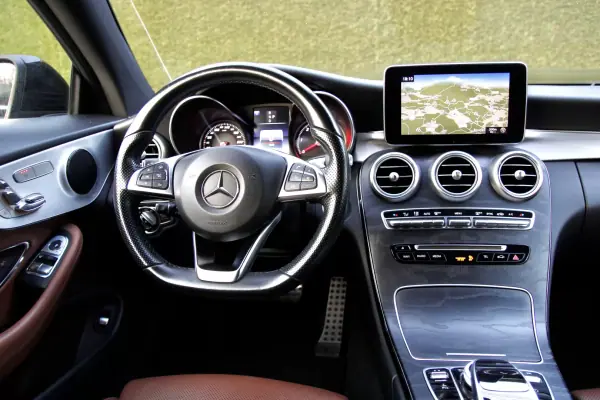 Mercedes-Benz C 220 2016 - 29990 EUR, 175000 km - AUTO.MOTO.pt - 175000km - foto 27 de 44