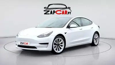Tesla Model 3 2022 - 28500 EUR, 45186 km - AUTO.MOTO.pt - 45186km - foto 7 de 15