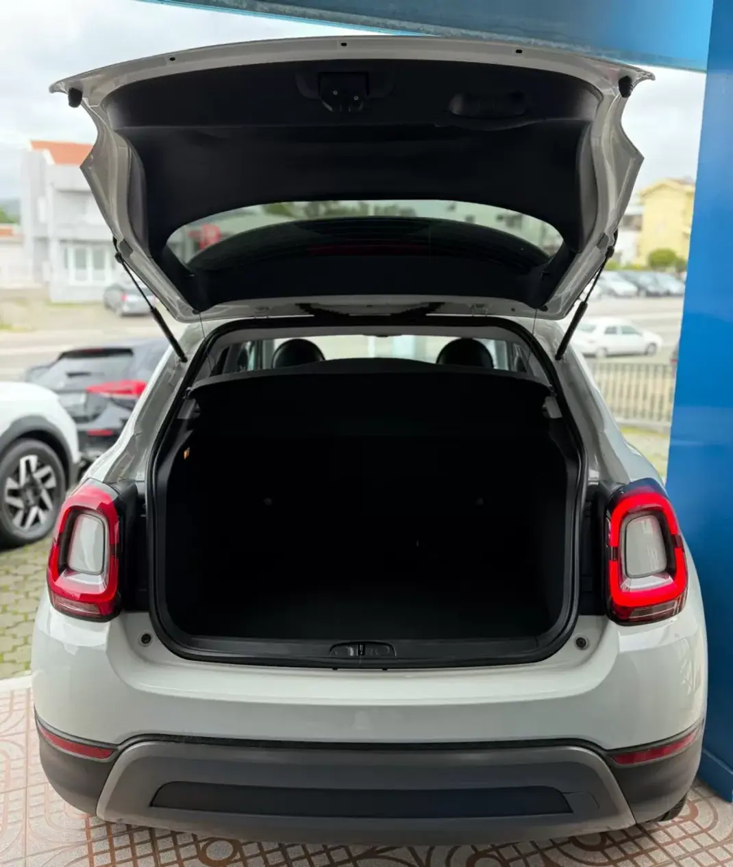 Fiat 500X 2023 - 17950 EUR, 46000 km - AUTO.MOTO.pt - 46000km - foto 23 de 24