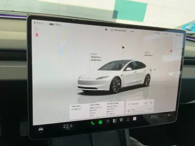 Tesla Model 3 2024 - 35900 EUR, 47005 km - 47005km - foto 8 de 10