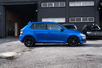 Skoda Fabia 2021 - 10999 EUR, 120000 km - AUTO.MOTO.pt - 120000km - foto 3 de 27