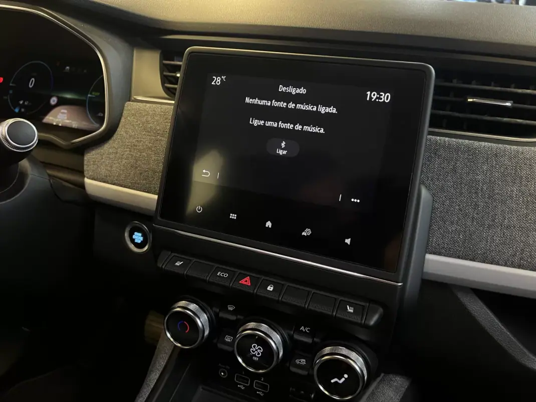 Renault Zoe 2020 - 15990 EUR, 67000 km - 67000km - foto 25 de 32