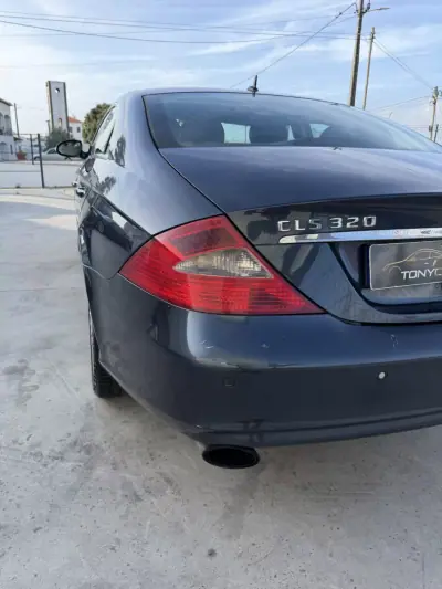 Mercedes-Benz CLS 320 2006 - 11990 EUR, 265000 km - 265000km - foto 8 de 9