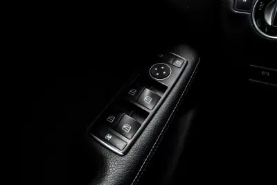 Mercedes-Benz B 250 2017 - 13990 EUR, 85144 km - AUTO.MOTO.pt - 85144km - foto 20 de 44