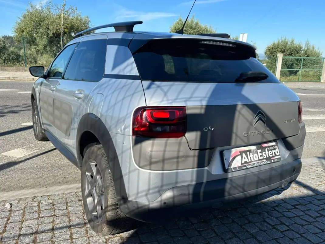 Citroën C4 Cactus 2017 - 13900 EUR, 97056 km - AUTO.MOTO.pt - 97056km - foto 3 de 28