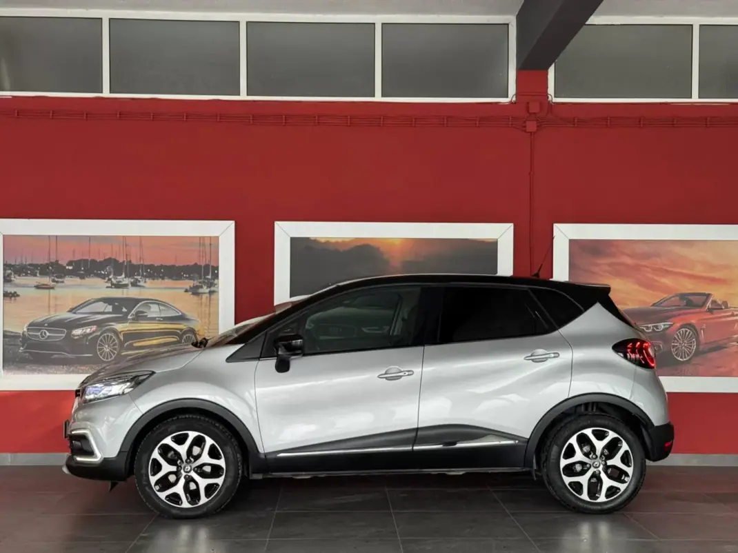 Renault Captur 2017 - 14990 EUR, 69213 km - AUTO.MOTO.pt - 69213km - foto 6 de 21