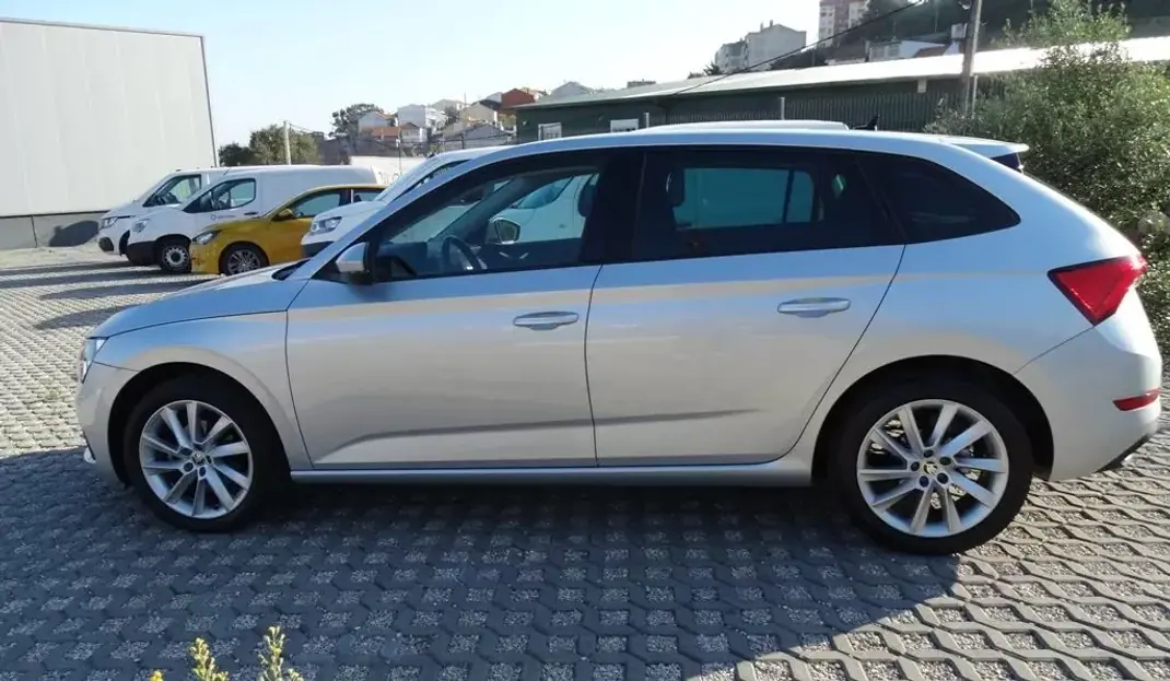 Skoda Scala 2022 - 15800 EUR, 51093 km - 51093km - foto 20 de 25