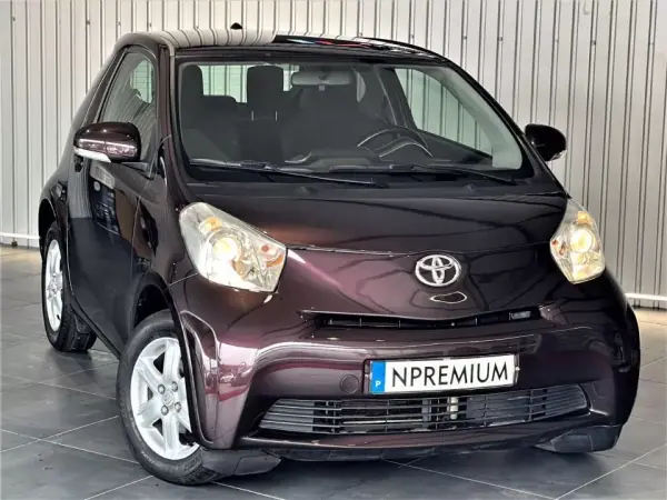 Toyota iQ 2009 - 7750 EUR, 167000 km - AUTO.MOTO.pt - 167000km - foto 7 de 32