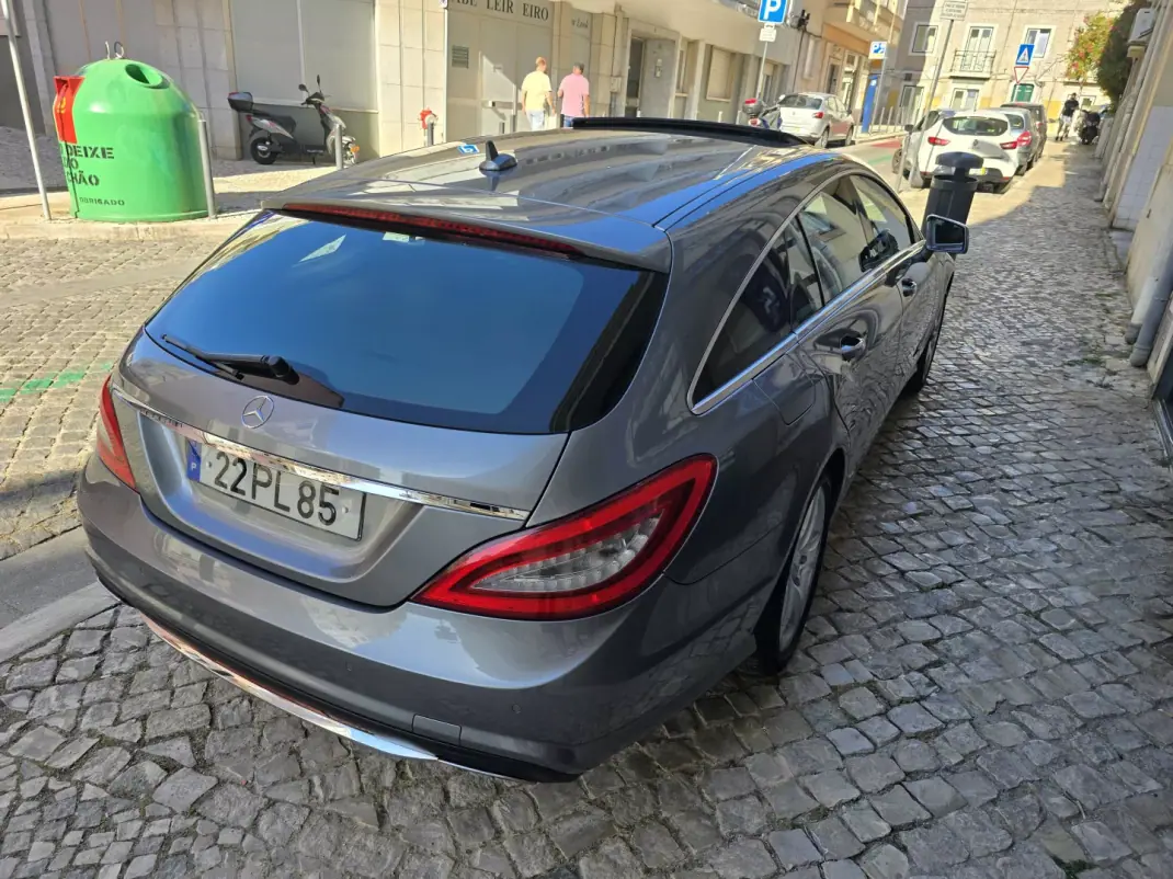 Mercedes-Benz CLS 250 2013 - 16990 EUR, 284798 km - AUTO.MOTO.pt - 284798km - foto 5 de 28