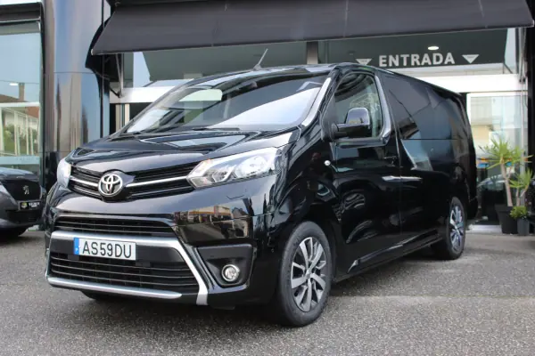 Toyota Proace Verso 2022 - 22400 EUR, 240926 km - AUTO.MOTO.pt - 240926km - foto 3 de 19