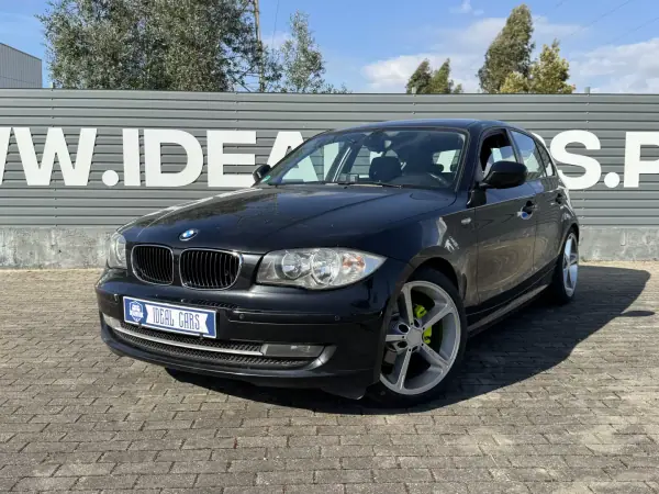 BMW 118 2010 - 11950 EUR, 215000 km - AUTO.MOTO.pt - 215000km - foto 2 de 24