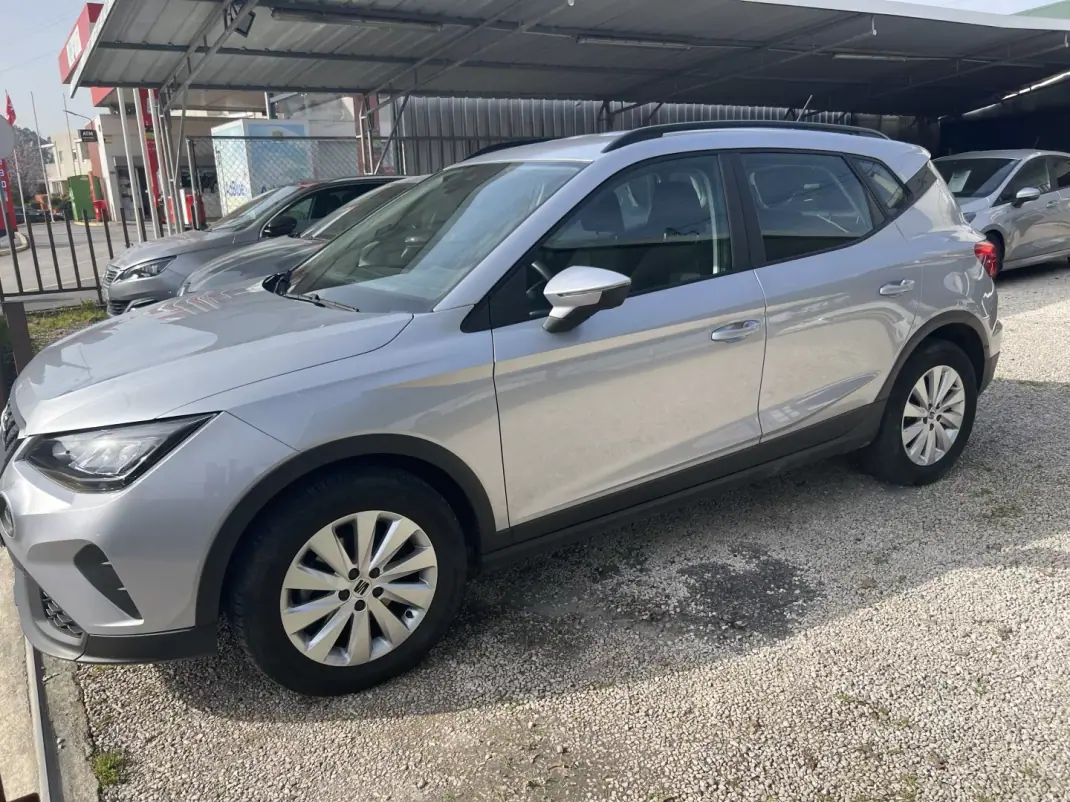 SEAT Arona 2023 - 15990 EUR, 60500 km - AUTO.MOTO.pt - 60500km - foto 2 de 18
