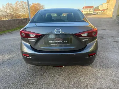Mazda 3 2016 - 9800 EUR, 223000 km - AUTO.MOTO.pt - 223000km - foto 5 de 29
