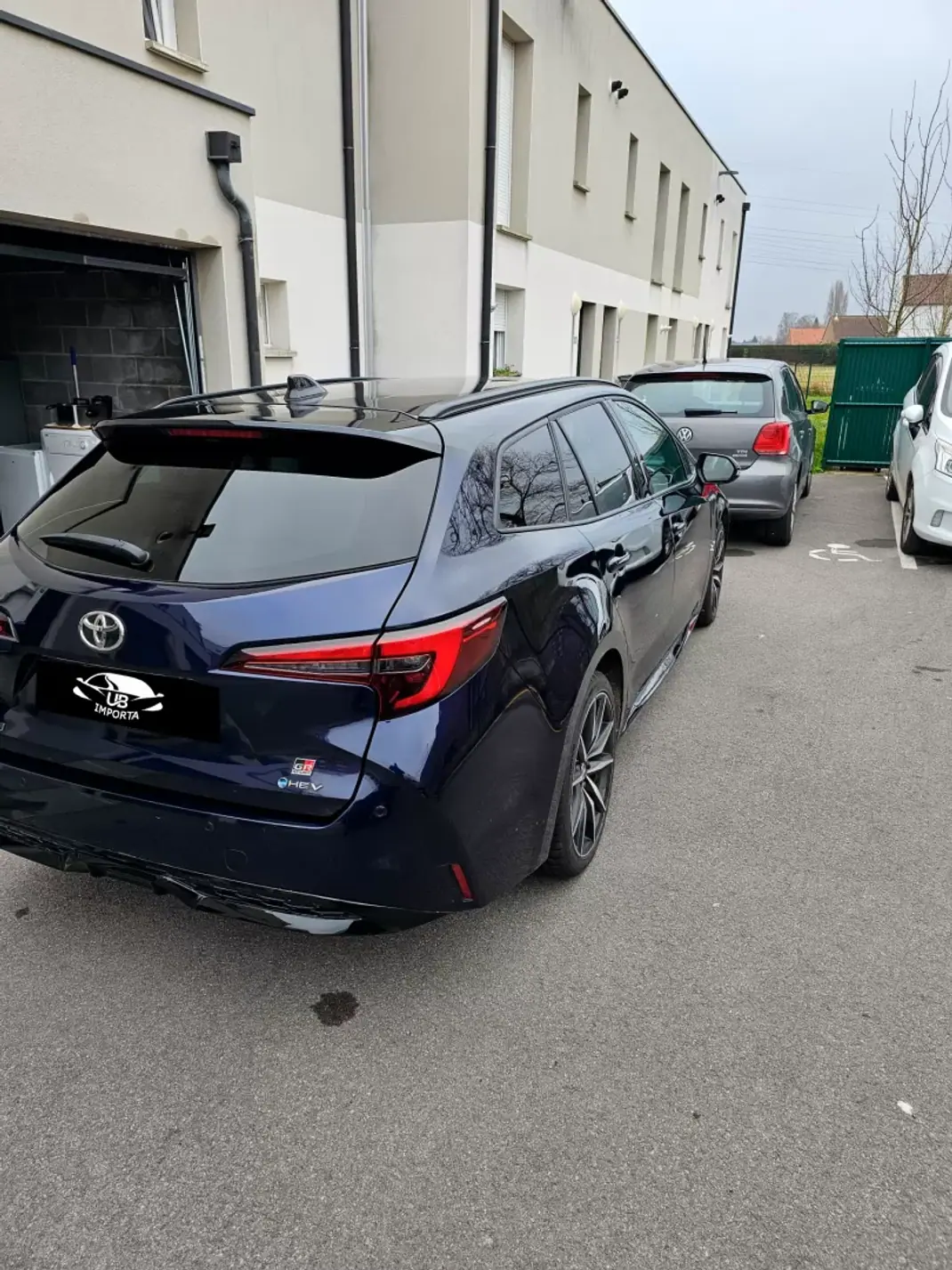 Toyota Corolla Touring Sports 2024 - 33999 EUR, 27985 km - AUTO.MOTO.pt - 27985km - foto 4 de 17