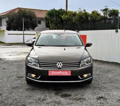 Volkswagen Passat 2012 - 8490 EUR, 296803 km - AUTO.MOTO.pt - 296803km - foto 11 de 27