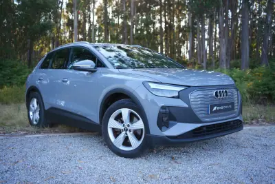 Audi Q4 e-tron 2022 - 28490 EUR, 52000 km - AUTO.MOTO.pt - 52000km - foto 5 de 25