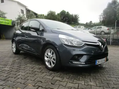 Renault Clio 2016 - 11990 EUR, 50000 km - foto 2 de 26