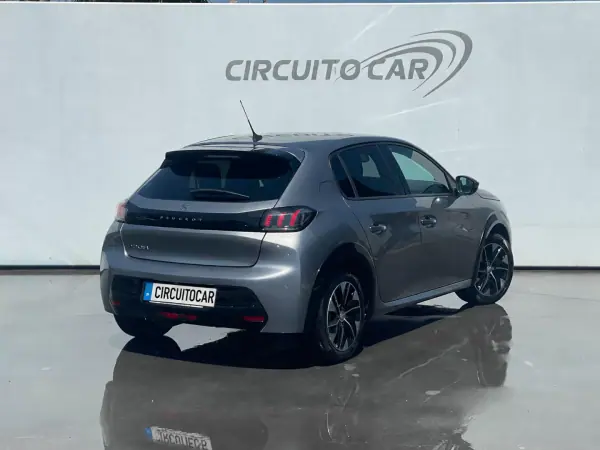 Peugeot e-208 50 kWh Allure 2023 Elétrico