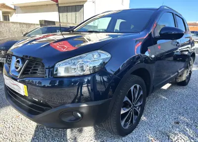 Nissan Qashqai 2013 - 12500 EUR, 102950 km - AUTO.MOTO.pt - 102950km - foto 2 de 18
