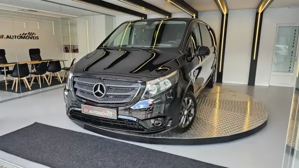 Mercedes-Benz Vito Tourer 2019 - 34900 EUR, 99800 km - AUTO.MOTO.pt - 99800km - foto 11 de 29