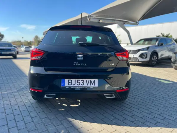 SEAT Ibiza 2024 — foto 3 de 8