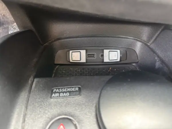 SEAT Leon 2011 - 6500 EUR, 205508 km - AUTO.MOTO.pt - 205508km - foto 14 de 19