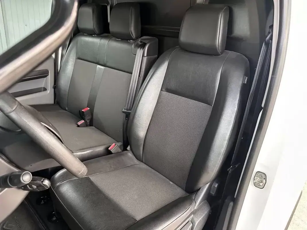 Citroën Jumpy 2019 - 17990 EUR, 126251 km - AUTO.MOTO.pt - 126251km - foto 11 de 14