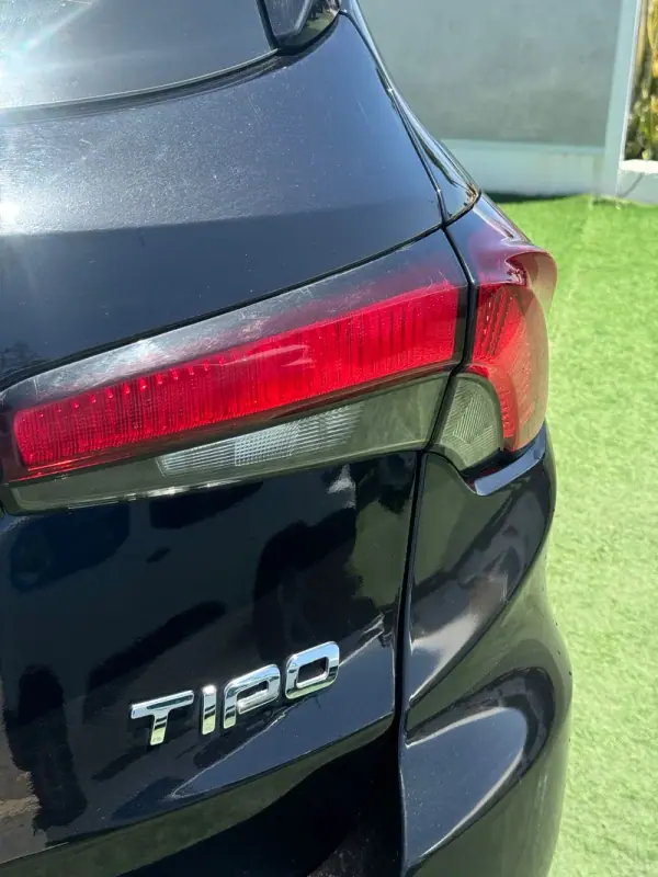 Fiat Tipo Station Wagon 2018 - 8990 EUR, 170836 km - AUTO.MOTO.pt - 170836km - foto 15 de 21