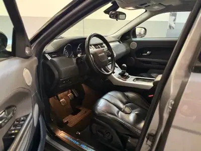 Land Rover Range Rover Evoque 2012 - 17250 EUR, 164000 km - AUTO.MOTO.pt - 164000km - foto 14 de 17