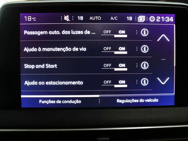 Peugeot 5008 2020 - 23900 EUR, 135000 km - AUTO.MOTO.pt - 135000km - foto 15 de 40
