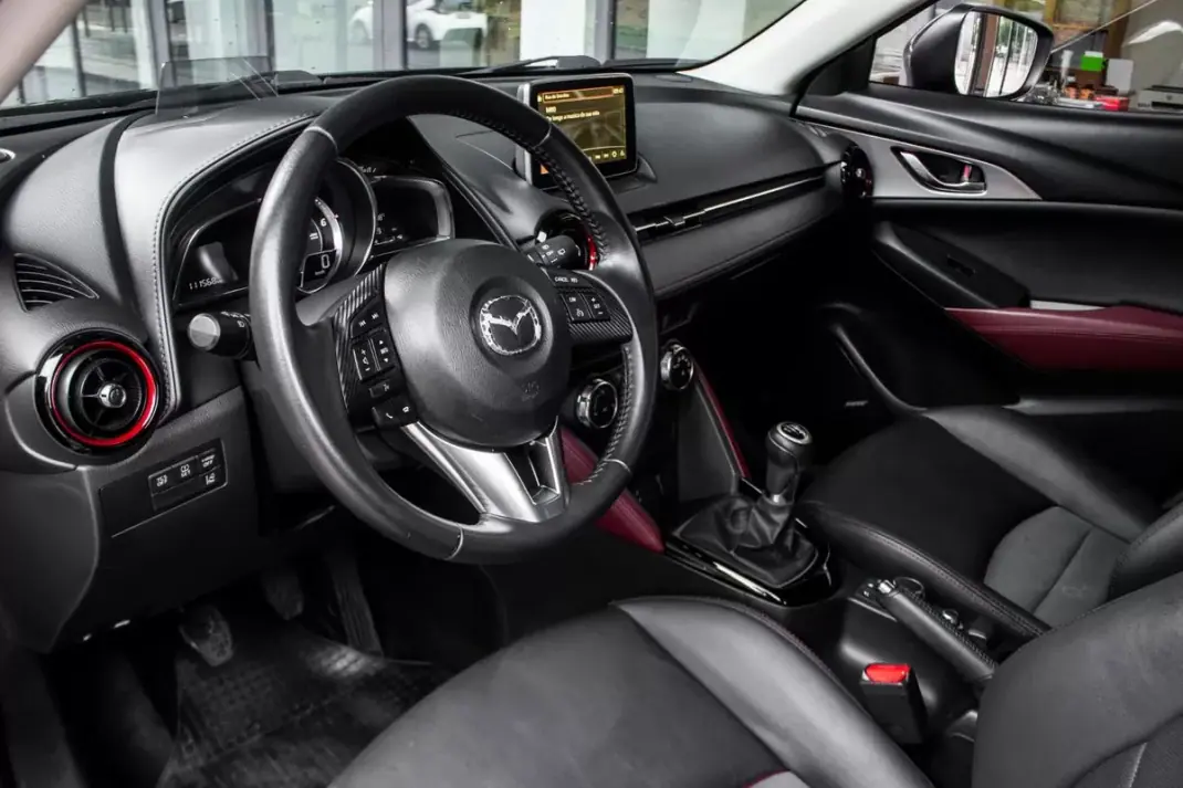 Mazda CX-3 2016 - 12990 EUR, 111568 km - AUTO.MOTO.pt - 111568km - foto 25 de 39
