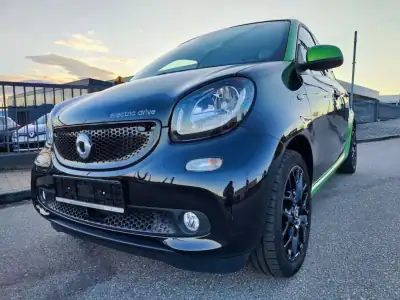 Smart ForFour 2017 - 13500 EUR, 44000 km - AUTO.MOTO.pt - 44000km - foto 15 de 46