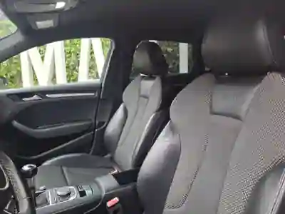 Audi A3 Sportback 2016 - 16500 EUR, 210000 km - AUTO.MOTO.pt - 210000km - foto 14 de 15