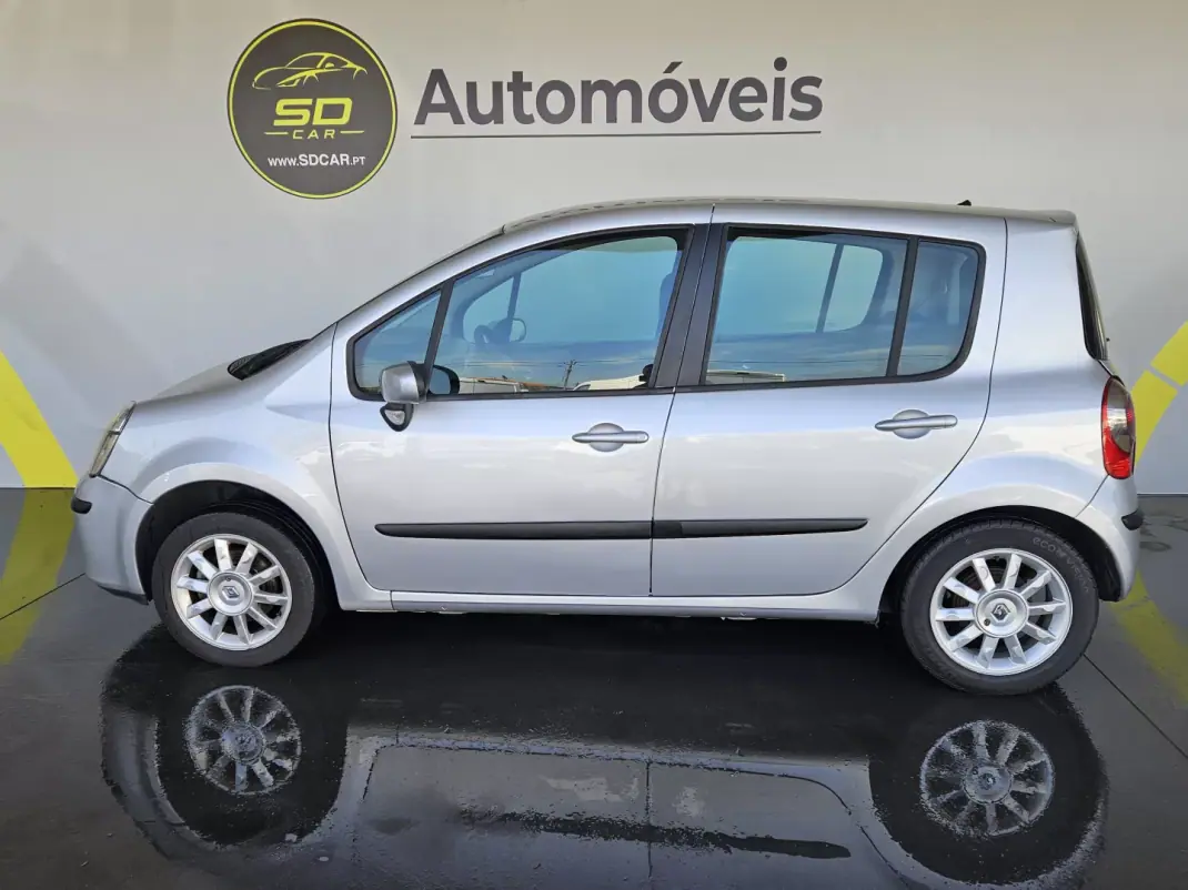 Renault Modus 2007 - 2750 EUR, 207000 km - AUTO.MOTO.pt - 207000km - foto 2 de 9