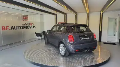 MINI Cooper 2019 - 25500 EUR, 96321 km - AUTO.MOTO.pt - 96321km - foto 3 de 53