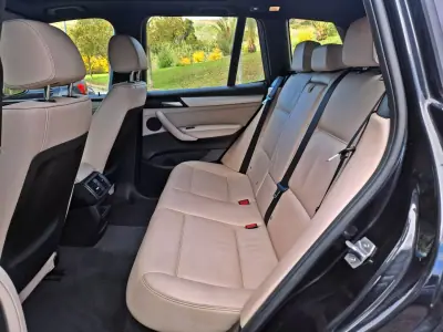 BMW X3 2014 - 15000 EUR, 130000 km - AUTO.MOTO.pt - 130000km - foto 16 de 23