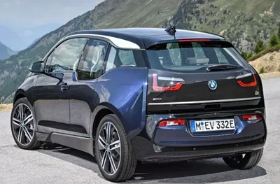 BMW i3 2015 - 16600 EUR, 89000 km - AUTO.MOTO.pt - 89000km - foto 2 de 3