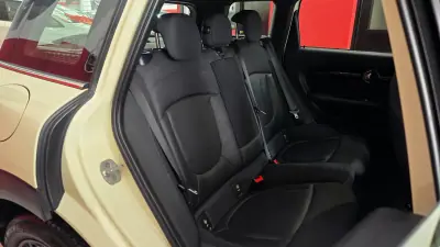 MINI Clubman 2017 - 13890 EUR, 159999 km - AUTO.MOTO.pt - 159999km - foto 47 de 51
