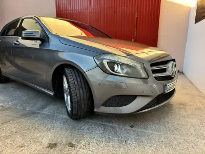 Mercedes-Benz A 200 2013 - 15450 EUR, 157893 km - AUTO.MOTO.pt - 157893km - foto 16 de 17